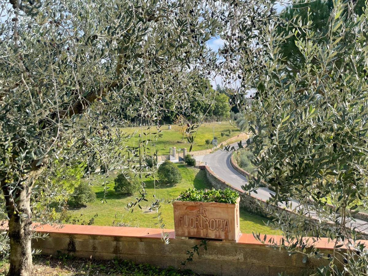Resort Panoramico Canale Suite - Private Parking - Natural Park Sinalunga Buitenkant foto